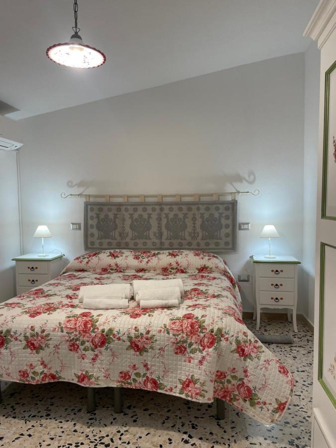 Affittacamere Il Vicoletto Aria Ona Villagrande Strisaili Exteriér fotografie